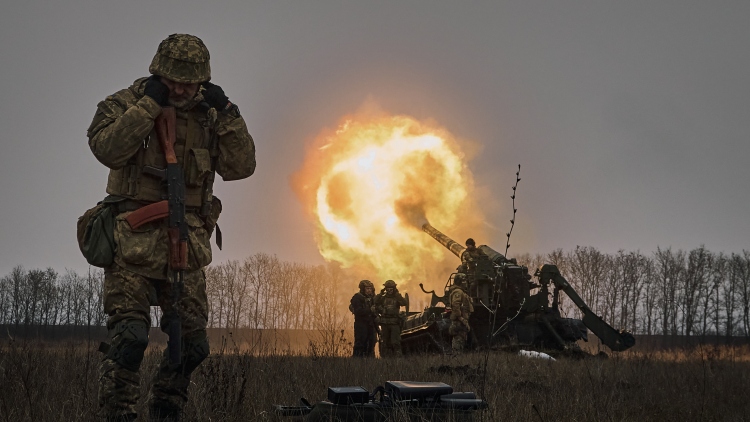 Tổng thống Volodymyr Zelensky- Ukraine sẽ không rút quân khỏi “chảo lửa” Bakhmut - VTC Now